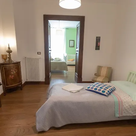 לינה וארוחת בוקר Al Belvedere אטרי