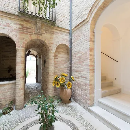 Al Belvedere Bed & Breakfast 3*